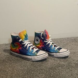 Converse All-Star Chuck Taylors Tie Dye High Tops Size 7